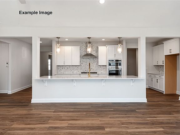 4th image of 206 Branford St #Sun0125