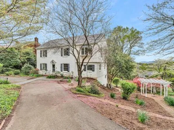 2425 Nottingham Rd SE, Roanoke, VA 24014