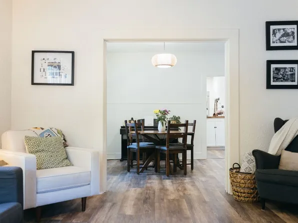 210 W University Ave, Waxahachie, TX 75165