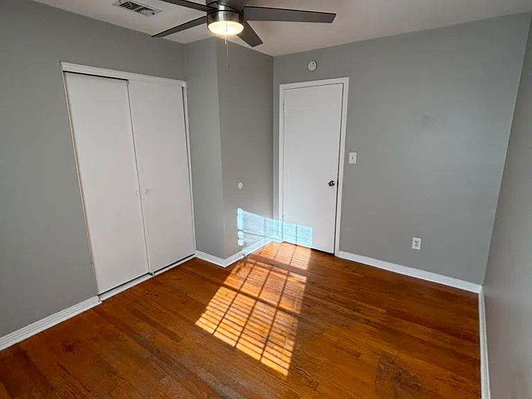 320 Vanderbilt Dr — Photo 27
