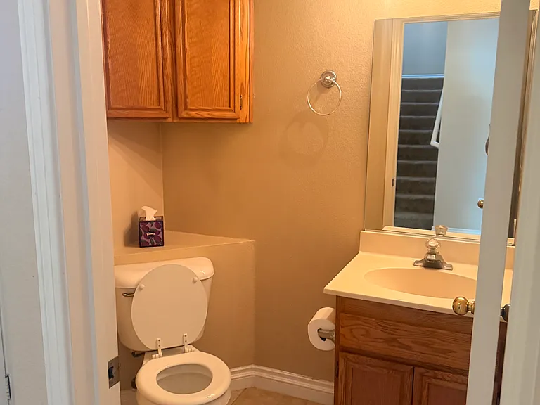 878 Rebecca Dr — Photo 6