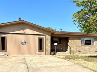 238 Circle Dr, Guymon, OK 73942