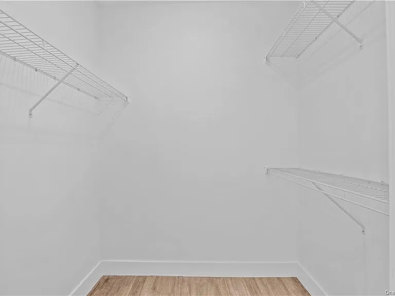 194 1/2 S Main St #194-314 — Photo 9