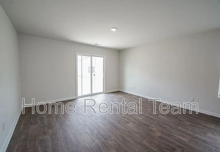 412 Coconut Dr — Photo 12