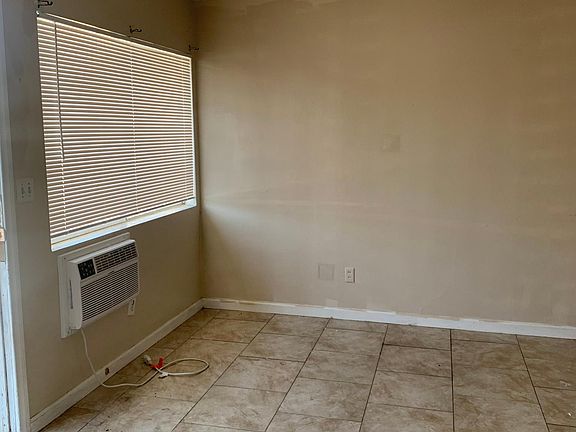 4th image of 664 E Oakland Ave #664