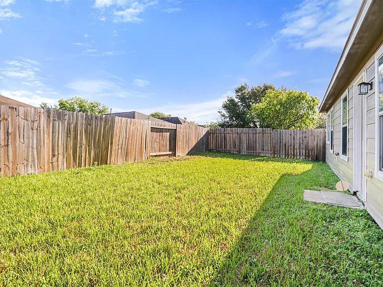 18218 Wild Orchid Dr — Photo 25