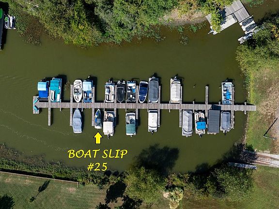 5th image of 5815 Springfield Farm Ln