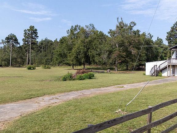 2nd image of 304 Collinwood Dr