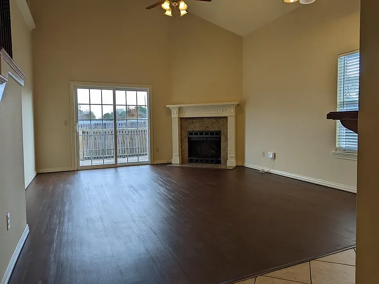 2558 N Oakland Zion Rd — Photo 6
