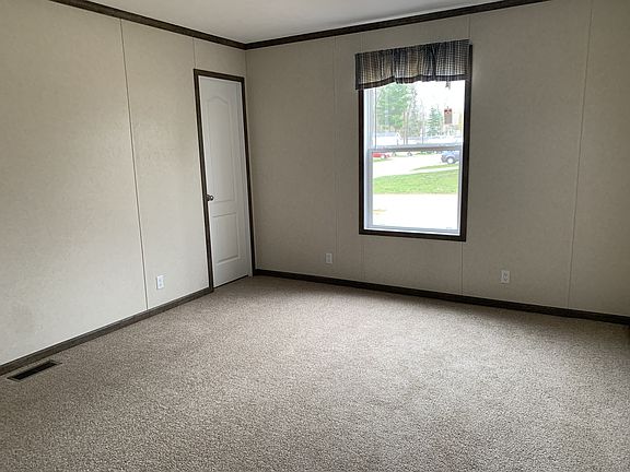5th image of 14546 Mercury Dr #698