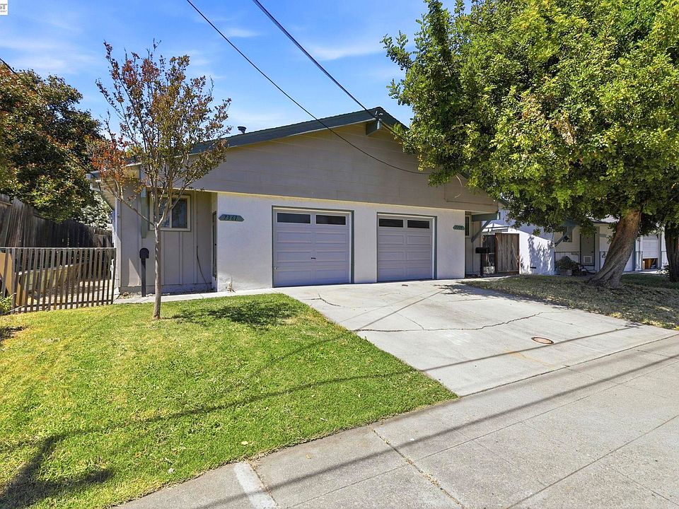 1st image of 7359-7361 Glenoaks Way