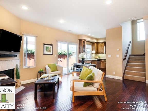 2nd image of 24416 Ward St