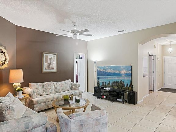 2nd image of 765 Jaybee Ave