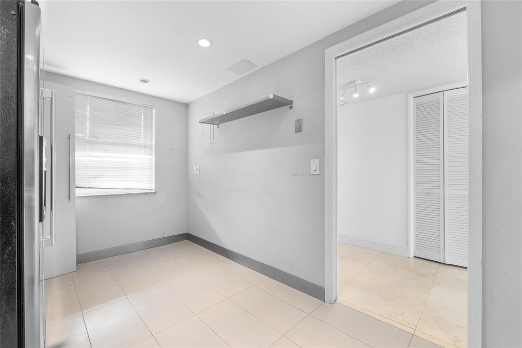 535 Oaks Drive #508, photo 7