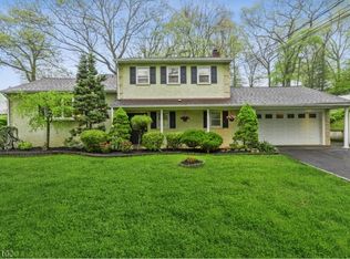 220 Summit Rd, Springfield, NJ 07081