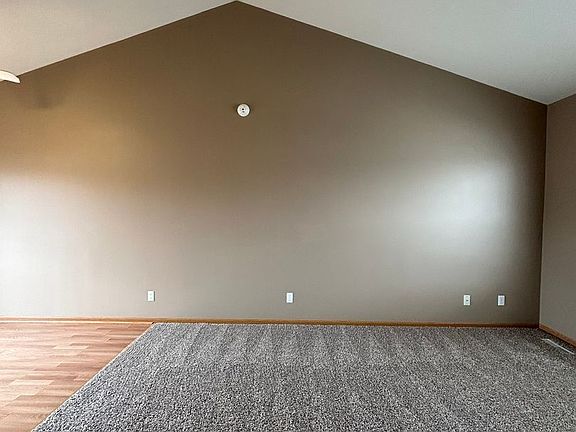 3rd image of 17848 Josephine St