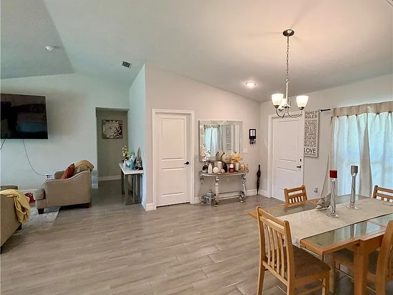 3415 3rd St SW — Photo 8