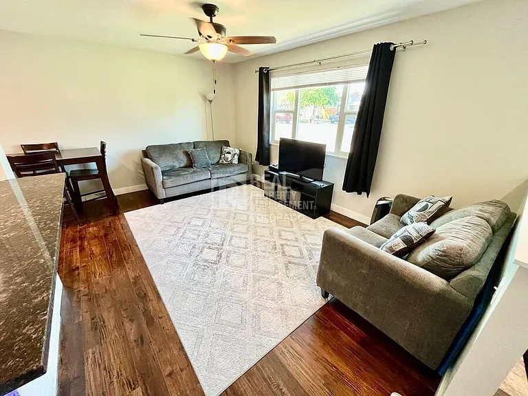 4524 W 1st Street Rd — Photo 3