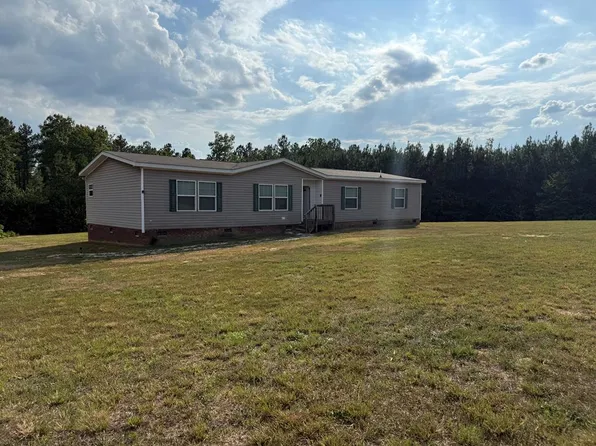 1186 Billys Ln, Halifax, VA 24558