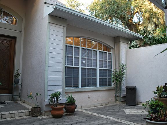 Courtyard after gate
