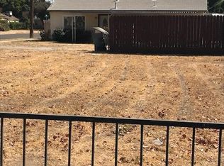 3496 E Lamona Ave, Fresno, CA 93703