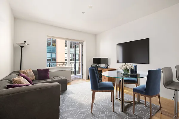 Sold by Compass | media 3