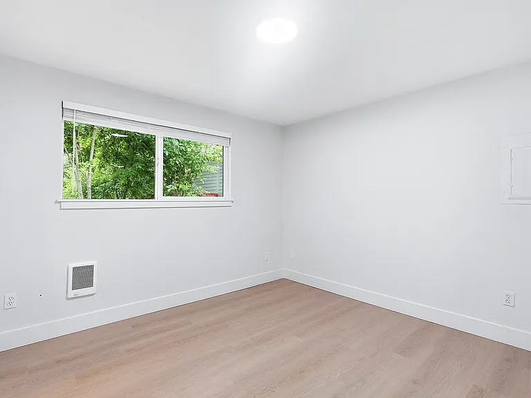 5735 SW 53rd Ave — Photo 9