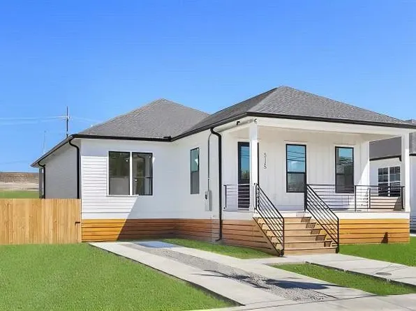 5125 Pauline Dr, New Orleans, LA 70126