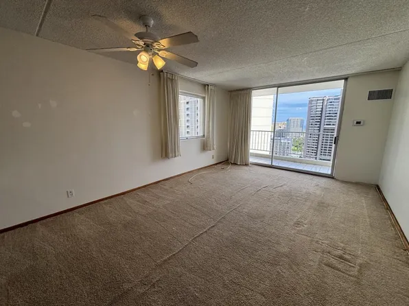 400 Hobron Ln APT 3215, Honolulu, HI 96815
