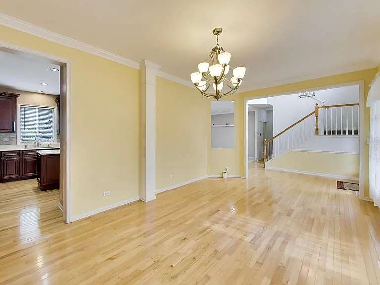 501 Tuscany Dr — Photo 6