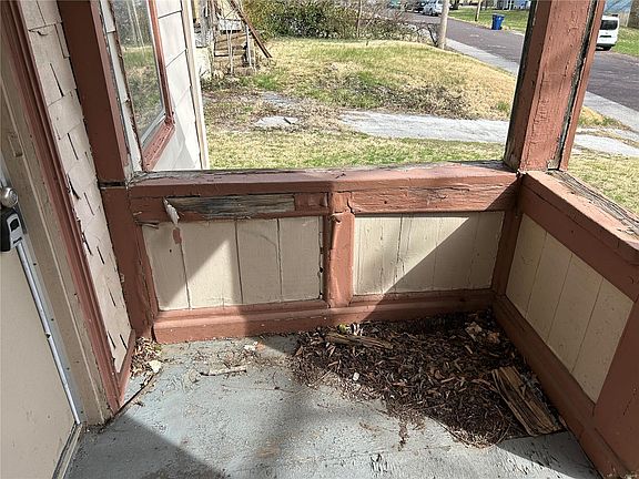 3rd image of 8225 Brenner Ave