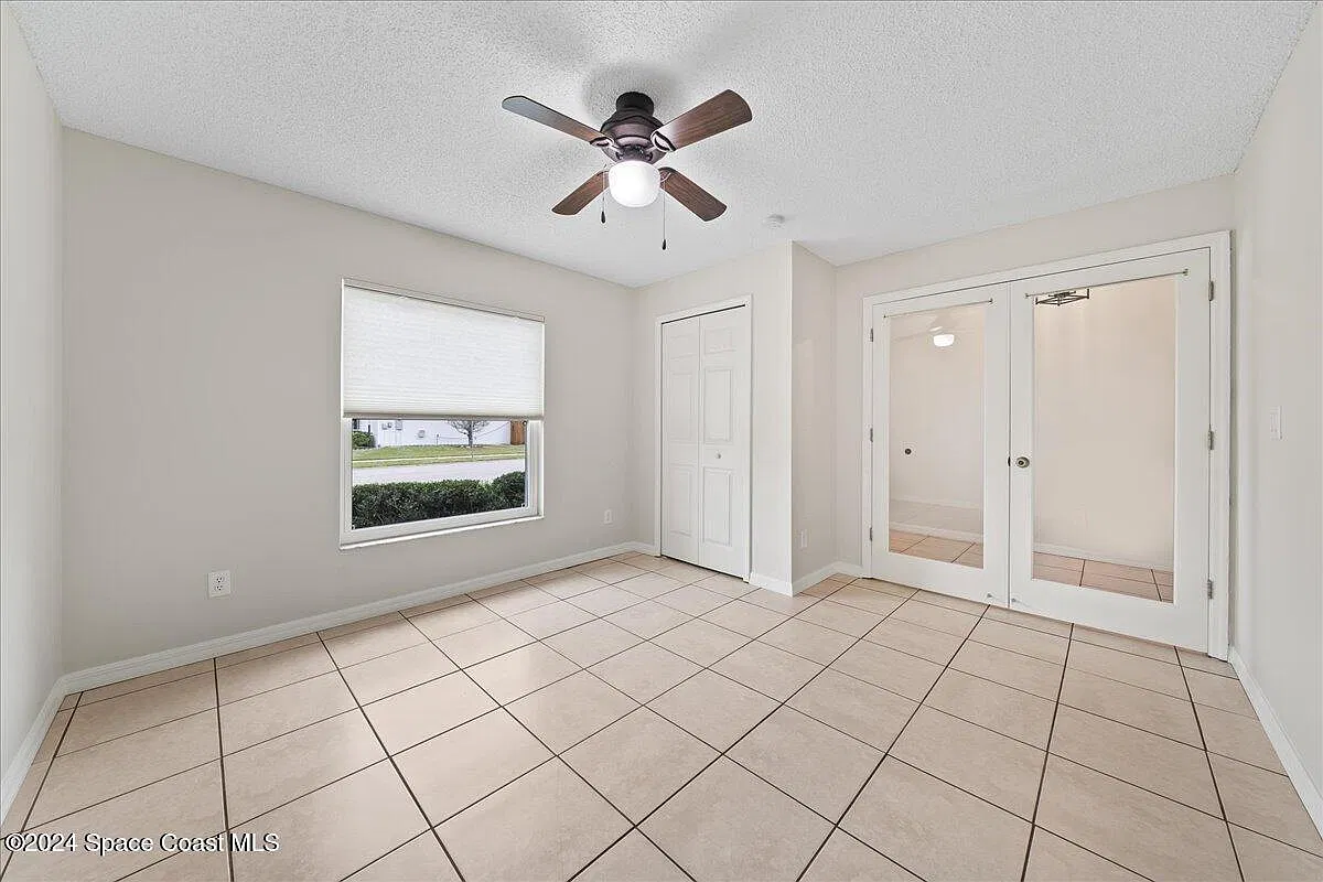 4 bed, 2.0 bath, 1911 sqft, $2,550 — Photo 4