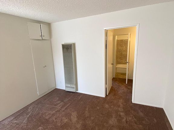 2nd image of 14139 Gilmore St Unit 7