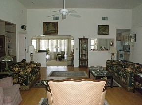 4th image of 165 E Keller Ct