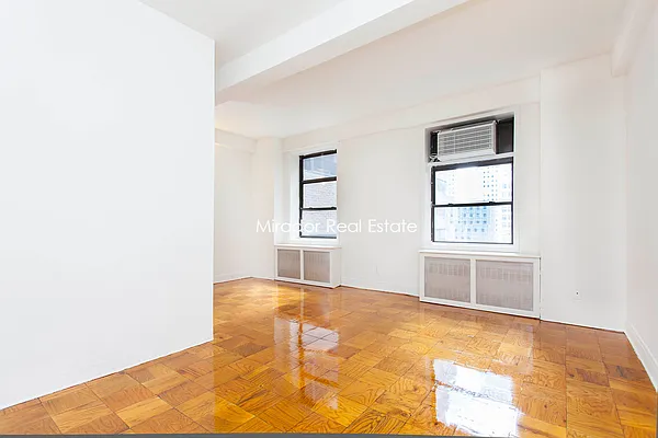 Rented by Mirador Real Estate | media 20