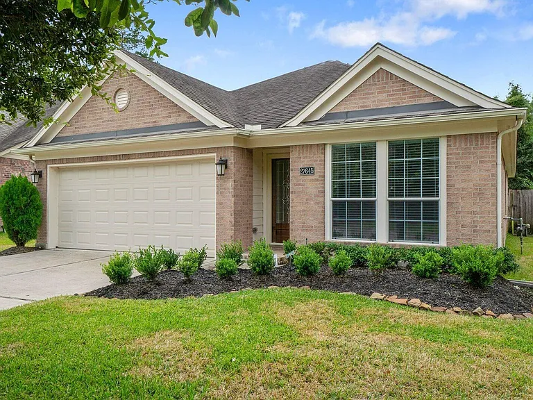 27645 Fairhope Meadow Ln — Photo 1