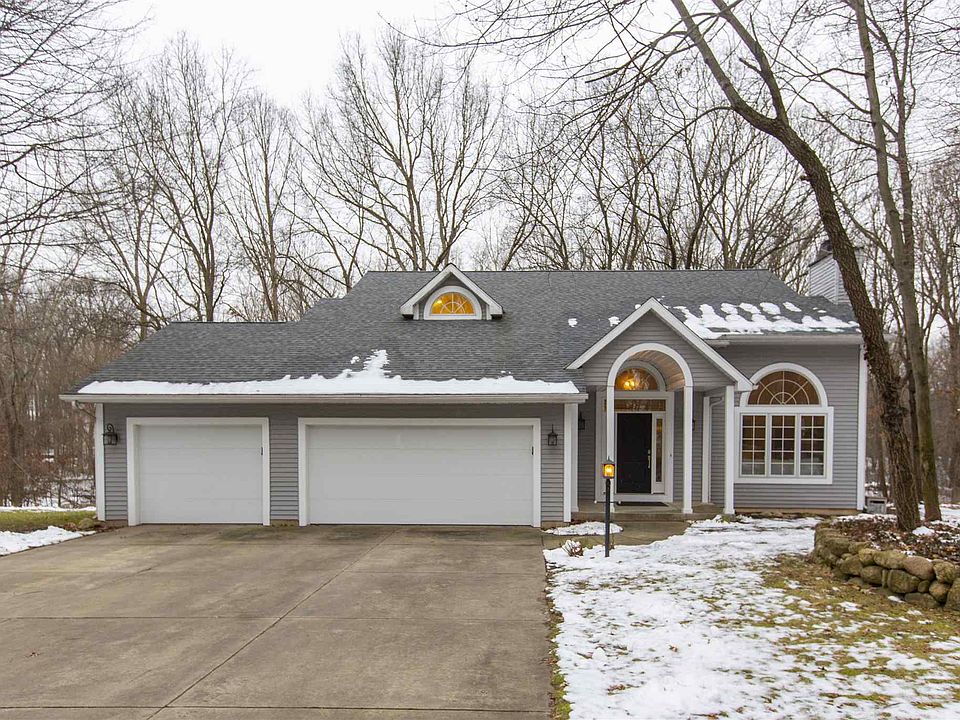 1st image of 51363 Crooked Oak Dr