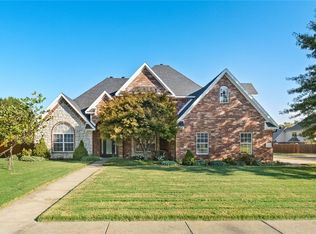 3100 NW Alberta St, Bentonville, AR 72712