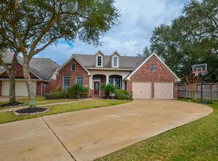 5715 Misty Briar Ct, Sugar Land, TX 77479