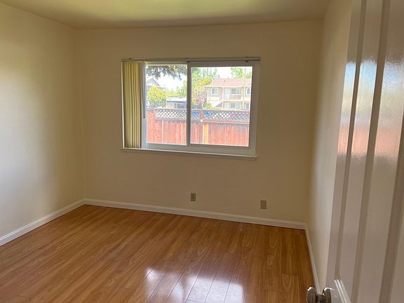 5th image of 4270 Hamilton Ave Unit A