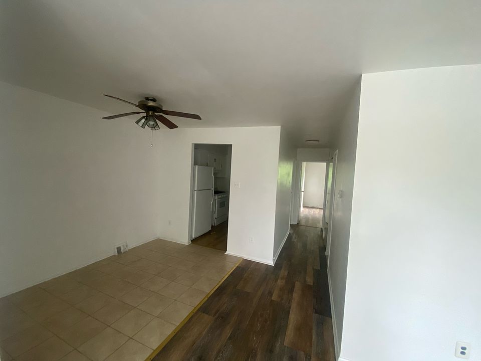1st image of 12023 Audubon Ave Floor 2