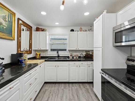 3rd image of 111 Mitchell Rd #111