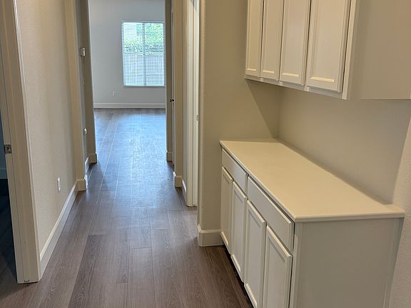 5th image of 5111 Garlenda Dr