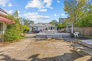 233 Beach 148th Street