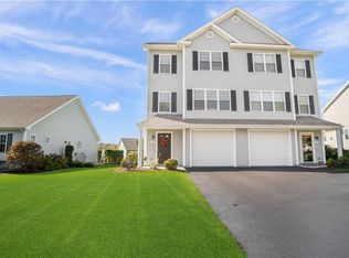 24 Berm Dr, Cumberland, RI 02864