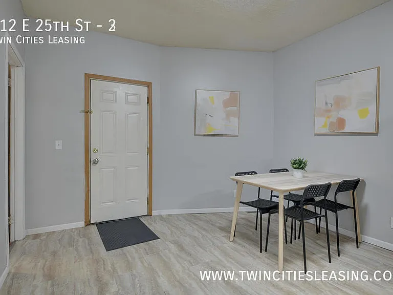 912 E 25th St #3 — Photo 47