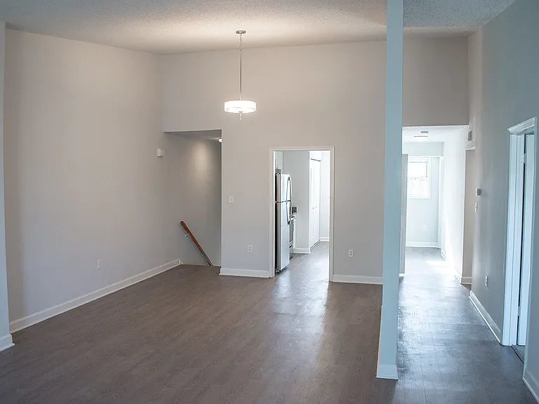 Ghent Village Apartments — Photo 46