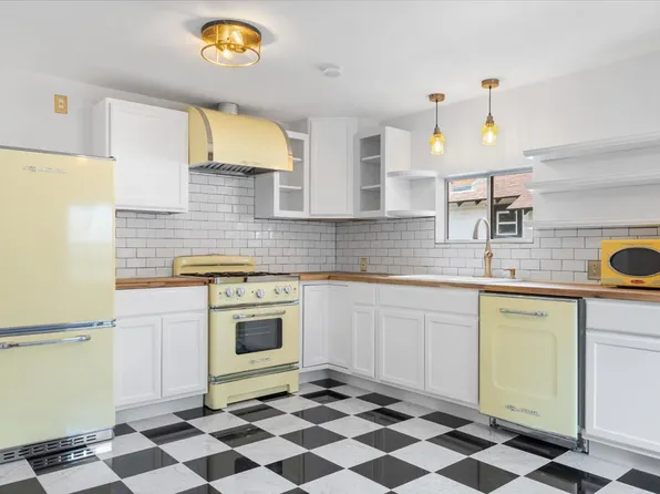 129 Ruxton Ave, Manitou Springs, CO 80829