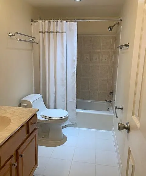6141 Leesburg Pike #310 — Photo 2