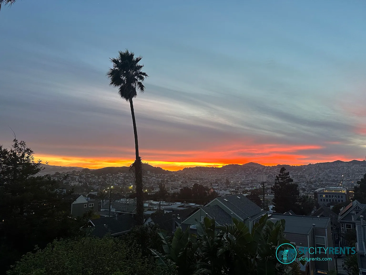 Potrero Hill: Bright Bi-Level Condo w/ Views + Private Deck & Sunny Yard — Photo 3